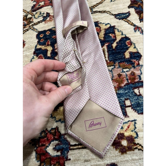 Brioni Lavender Pink Micro Dot Silk Tie Italy Handmade Luxury Designer - Picture 2 of 3
